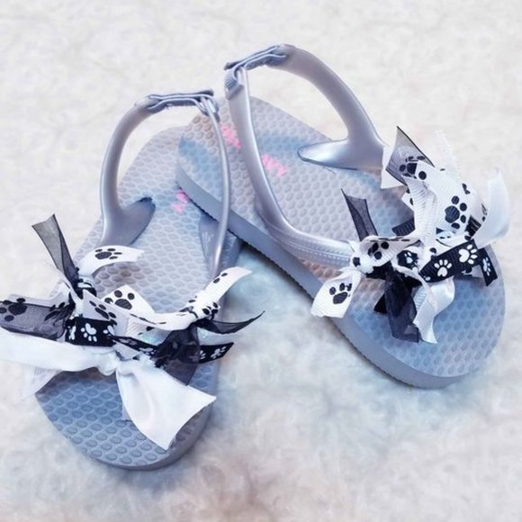 Adorable Baby Flip Flops-Toddler Size 5-Paw Prints - Picture 1 of 5